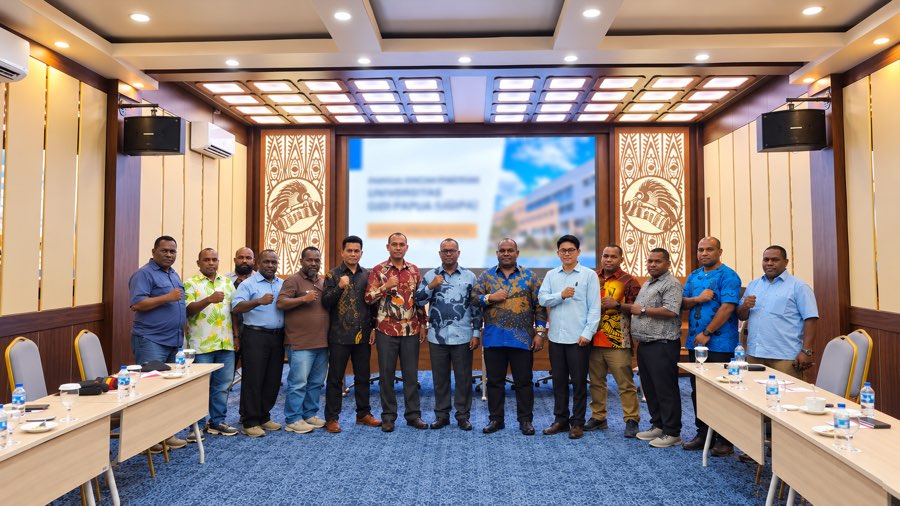 Pertemuan tim tentang kesiapan kelembagaan Universitas GIDI Papua